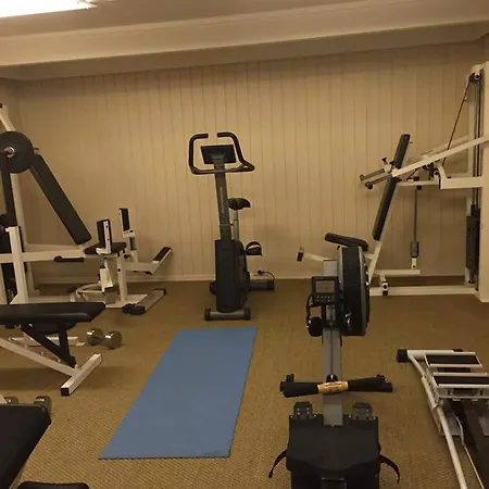 Hotell Guriset *